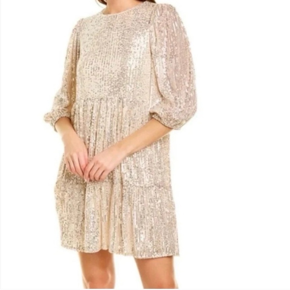 Julia Jordan Shimmering Gold Sequin Dress